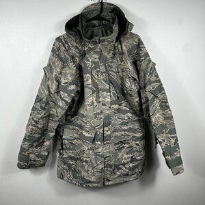 USAF APECS Gore-Tex Parka ABU Digital Camo Military Jacket Small Regular